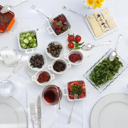 Yukari Sokak Special Category * Alacati