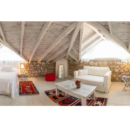 Yukari Sokak Special Category ゲストハウス アラカティ