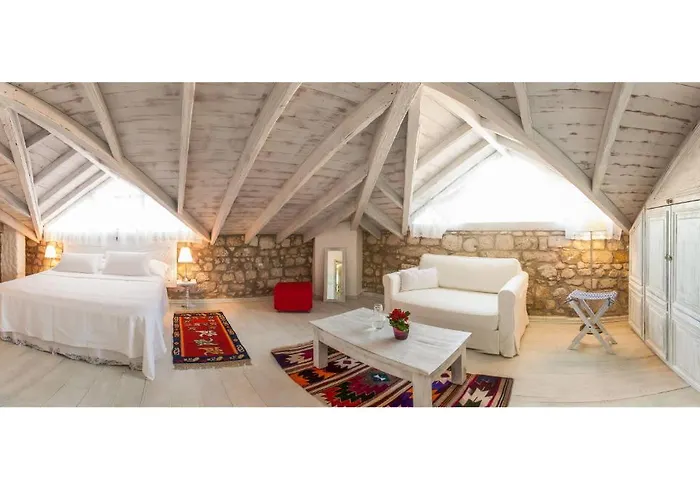 Yukari Sokak Special Category Casa de hóspedes Alacati