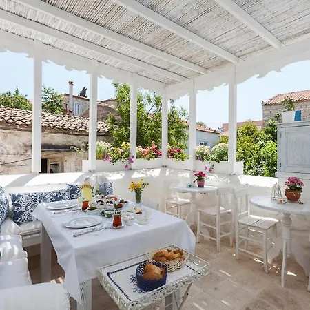 Yukari Sokak Special Category בית הארחה אלאקאטי