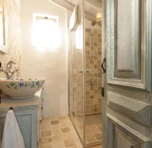 Yukari Sokak Special Category Konukevi *