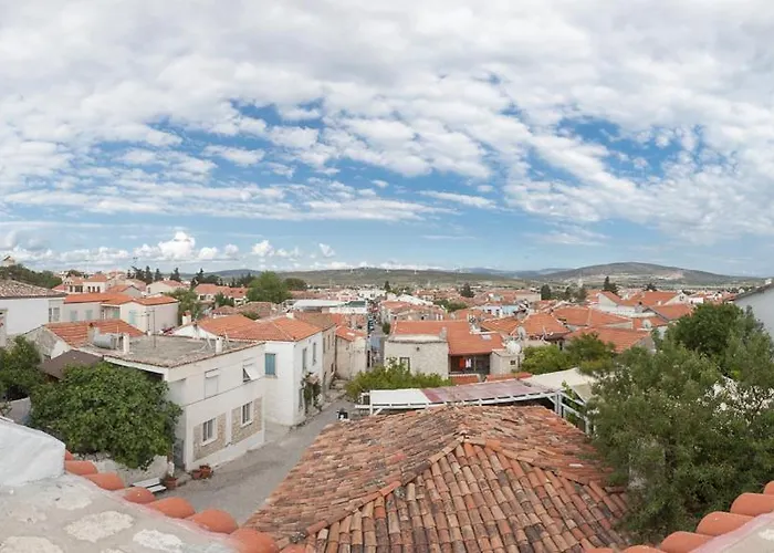 Yukari Sokak Special Category Konukevi *